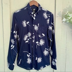 H&M Men’s Size XS Patterned Shirt - Like New!